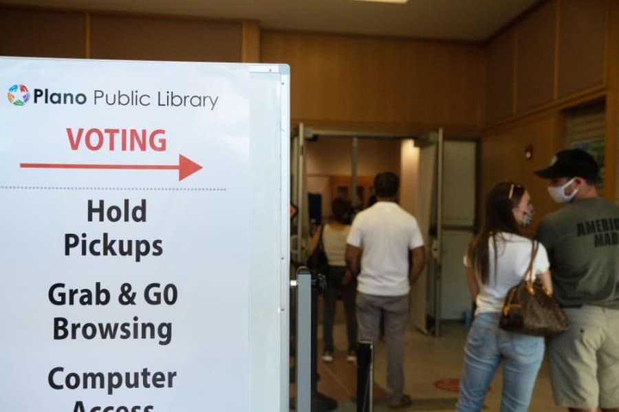 Updated: More than 11,000 voters turn out to polls in Plano for first day of early voting