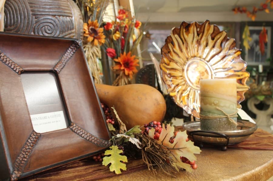 Tate’s Home Decor & Custom Framing: Family-run League City business captures local history