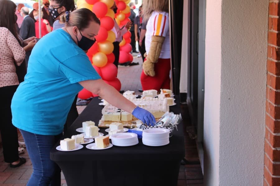 Cake and goodie bags were given to those in attendance. (Eva Vigh/Community Impact Newspaper)