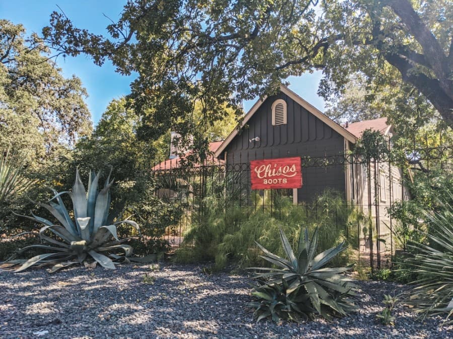 South Austin business news: New cafe and hotel come to Music Lane, Chisos Boots opens showroom and more