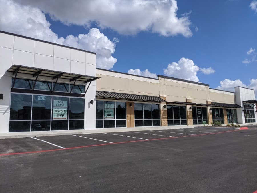 New Braunfels hot spot: 5 businesses now open or coming soon at County Line Retail center