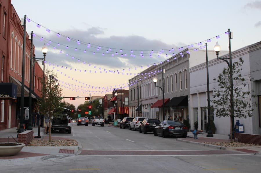 McKinney to convert parking spaces into additional restaurant seating