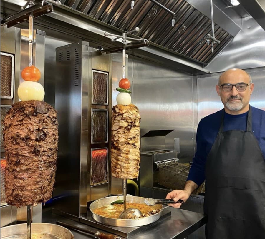 Farmers market regulars Brothers Products open Pita Town restaurant in Plano