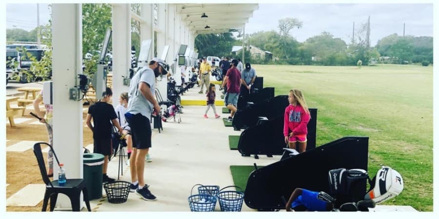 Dripping Springs Country Club opens, new bar in Driftwood and more local business news