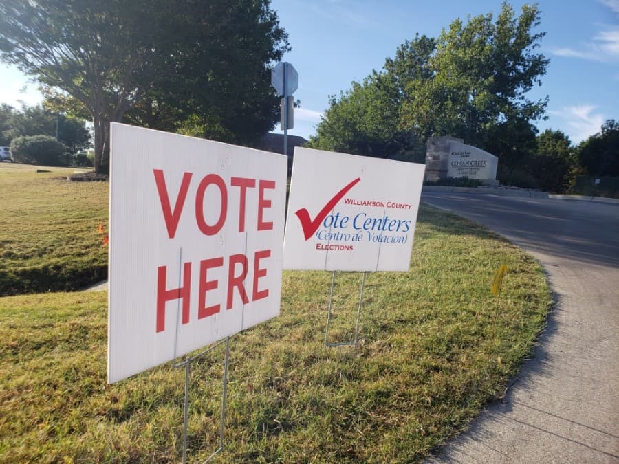 Early results show Lisa King in lead for Georgetown City Council District 2, Rachael Jonrowe for District 6
