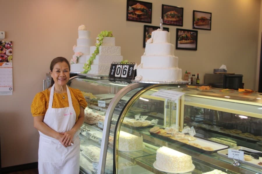 Cakes N' Mor features custom cakes, taste of Vietnam in Cy-Fair