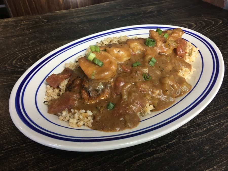 Lowens Seafood aims for quality at affordable price