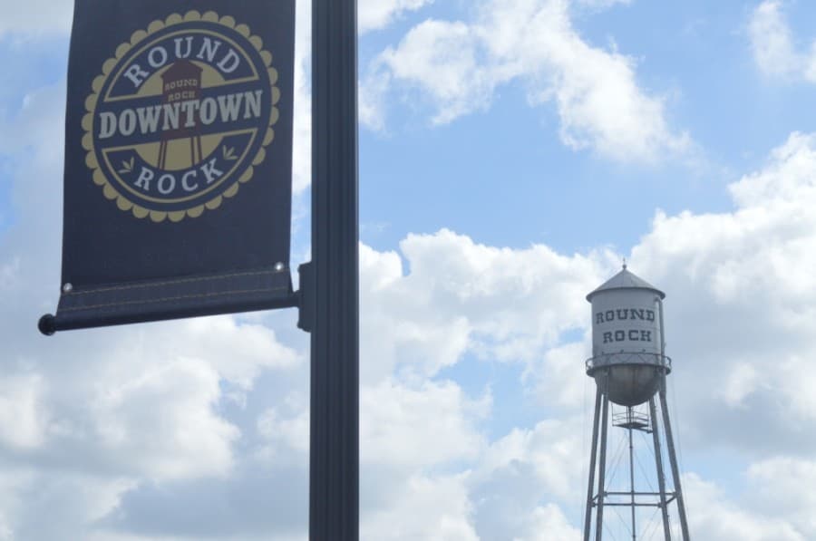 Round Rock moves ahead on 8-unit Pecan Avenue rezoning request