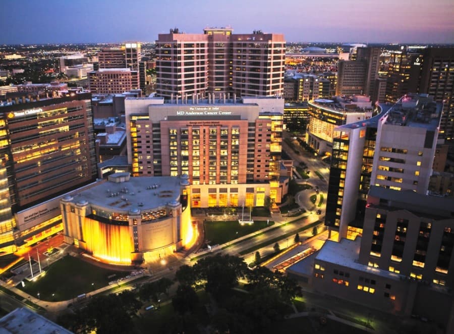 Texas Medical Center hospitalizations up 44%; officials urge social distancing heading into holidays