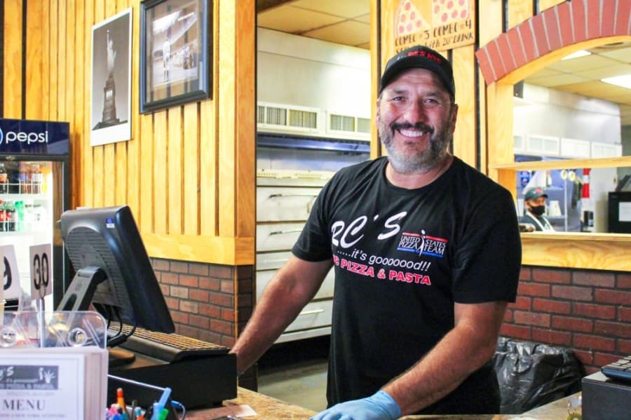 RC’s NYC Pizza & Pasta owner serves New York-style pizza to Kingwood community