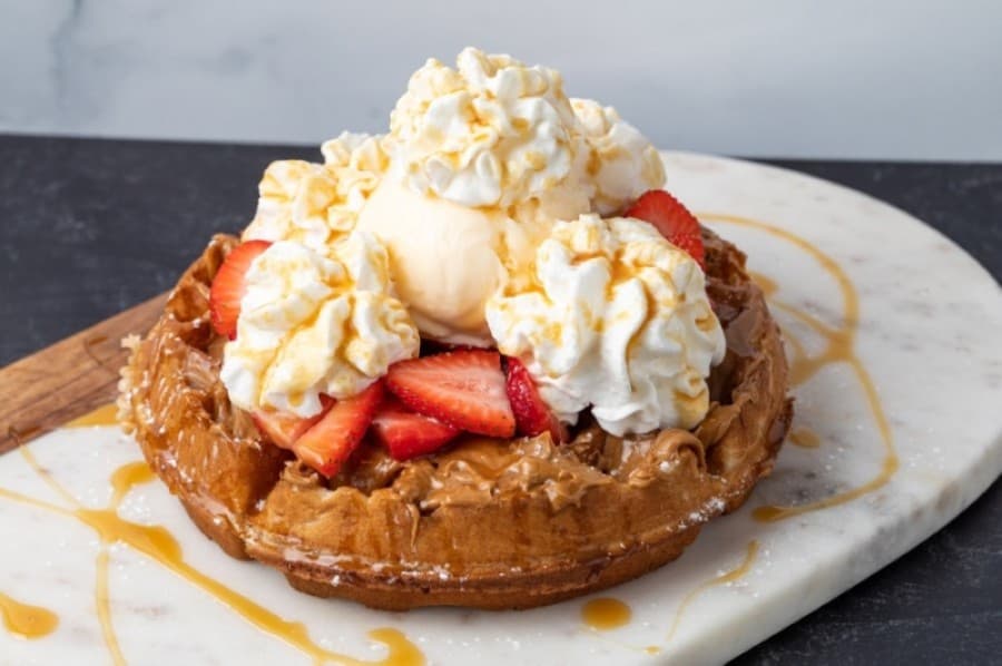 Chill Milkshake and Waffle Bar now open in Magnolia