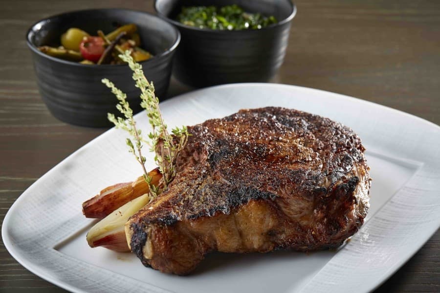 Knife Steakhouse, Knife Burger reopen at The Shops at Willow Bend in Plano
