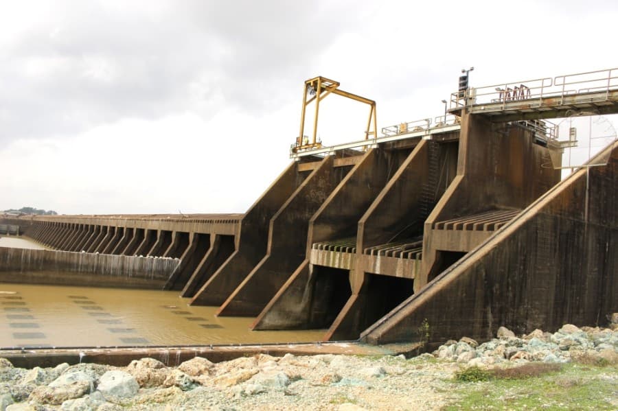 Construction on Lake Houston dam gates is delayed a year