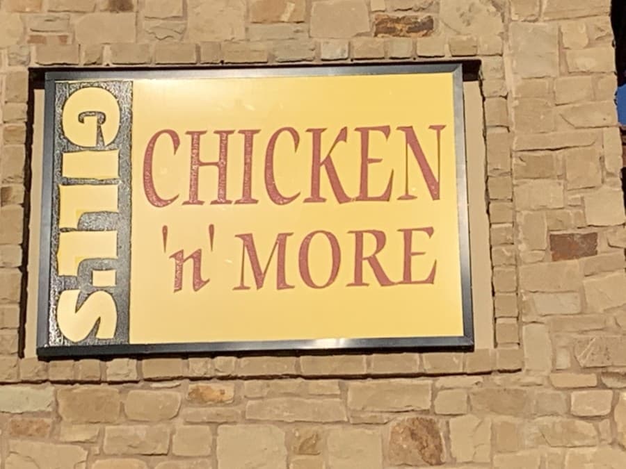 Gill's Chicken 'n' More announces permanent closure of Hopkins Street location in San Marcos