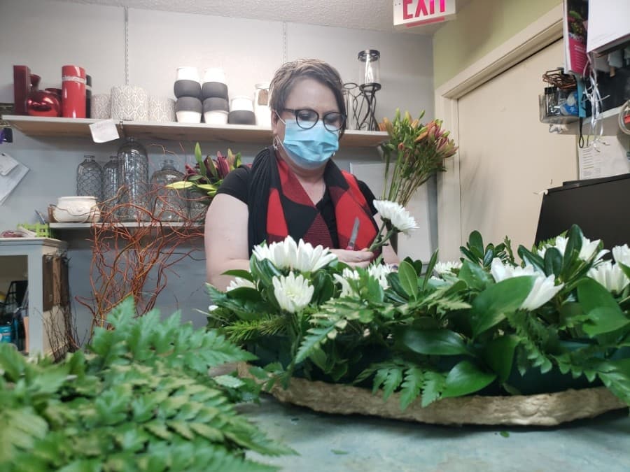 Georgetown shop The Flower Box helps customers share sentiments through original designs