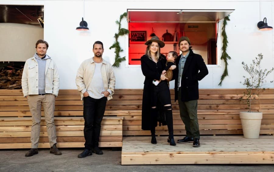 Sammataro is now serving New York-style pizza in the Lost Creek neighborhood