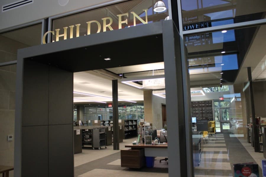 The newly expanded Flower Mound library building includes a new children's wing housing the town's book collection and program rooms. (Daniel Houston/Community Impact Newspaper)