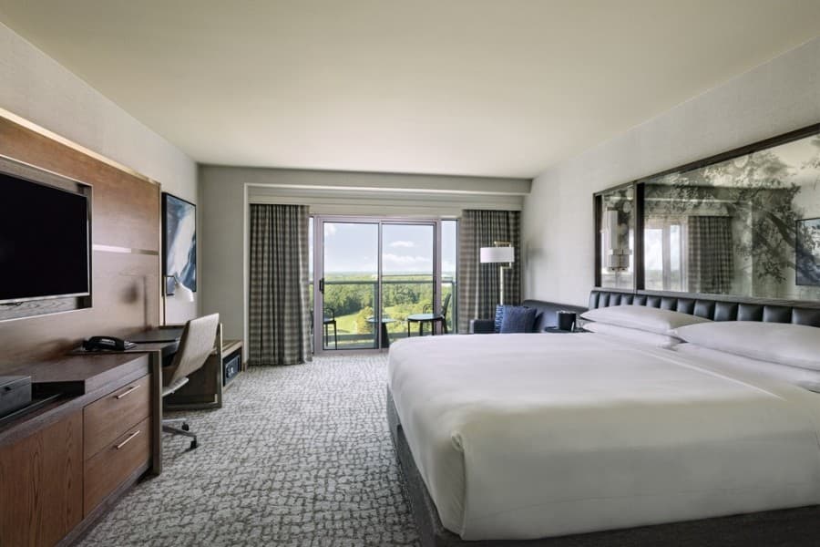 Two-bed guest rooms offer king and queen or king and fold-out sofa options. (Courtesy Marriott International)