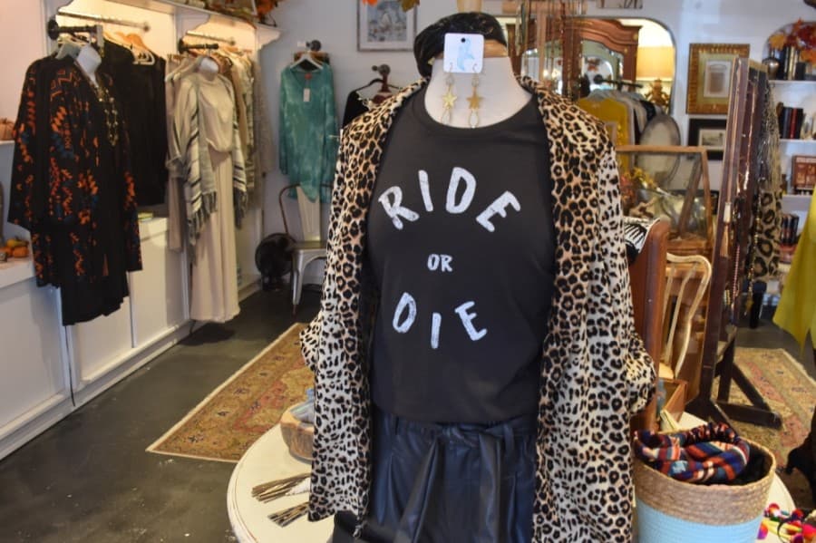 The store's merchandise is described as having a boho-urban flair. (Makenzie Plusnick/Community Impact Newspaper)