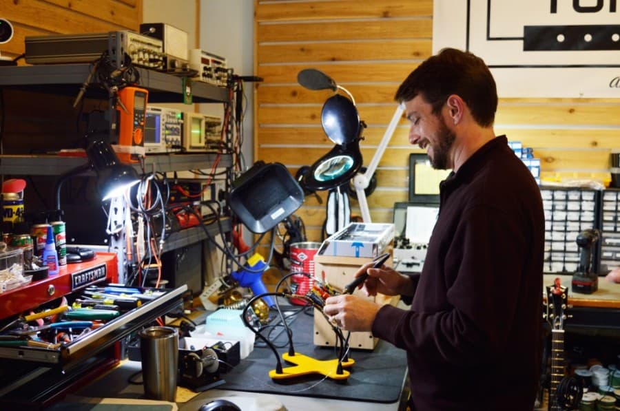 North Austin’s Tone I/O repairs, services vintage amplifiers for city’s local guitarists