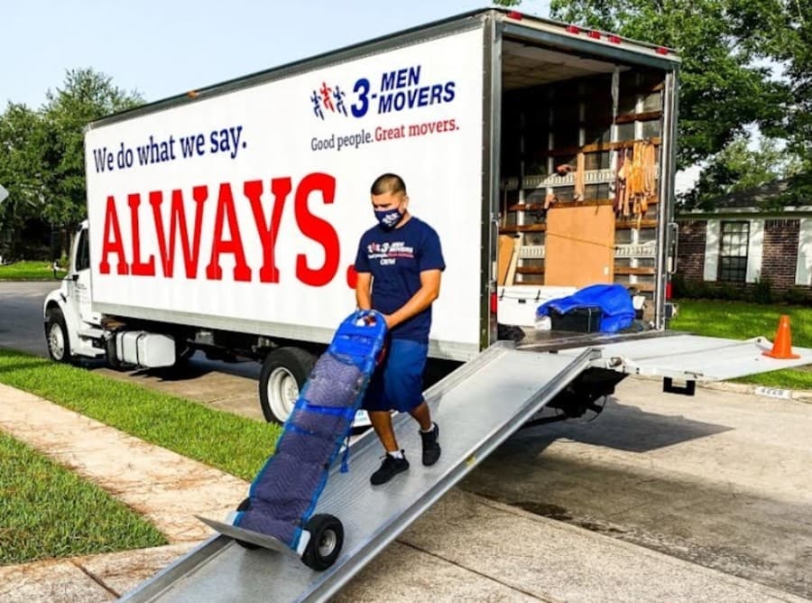 3 Men Movers opens new office in Frisco