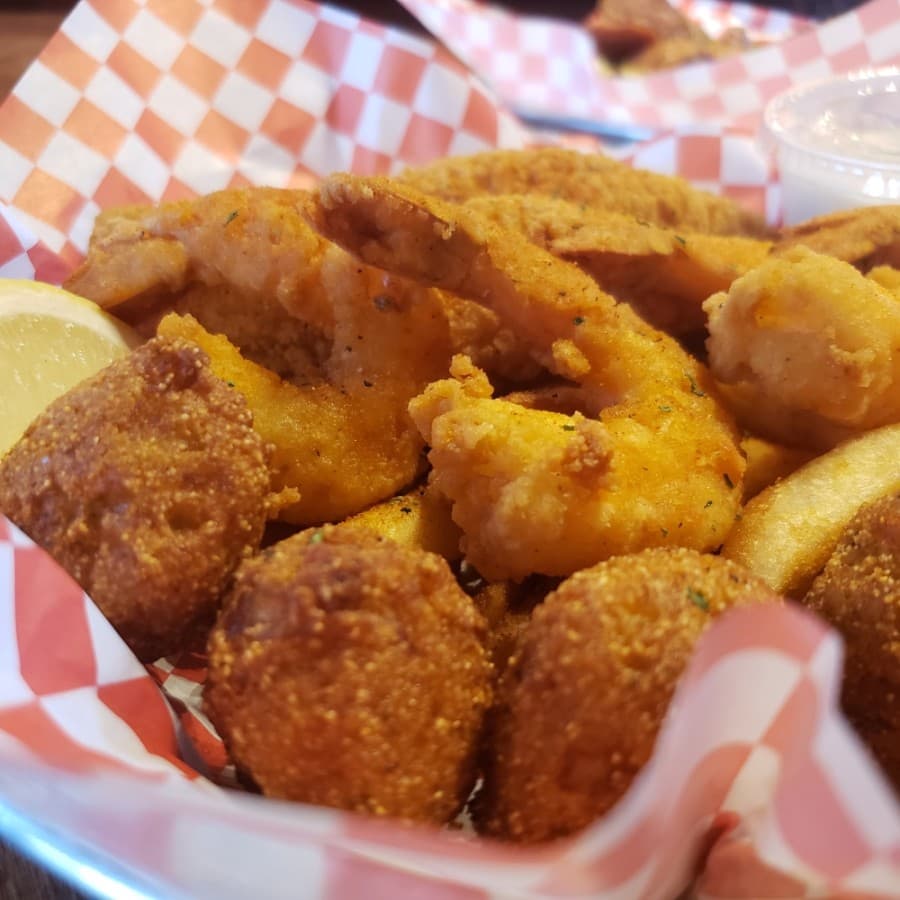 Louisiana Crab Shack opens in Bee Cave, Marco’s Pizza set to expand and more Lake Travis-Westlake-area business news
