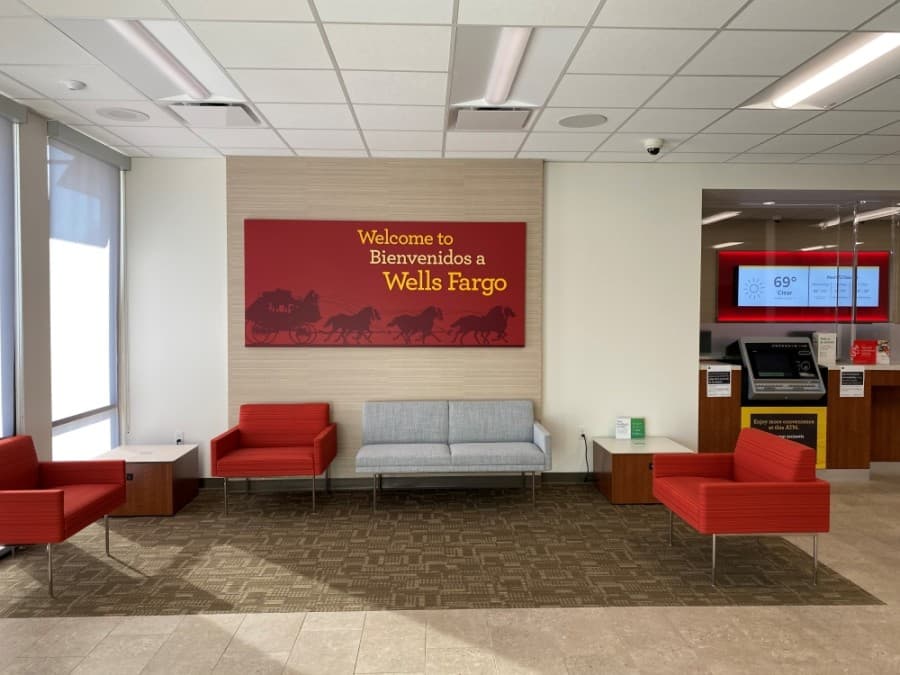Wells Fargo Bank opens new Kingwood branch