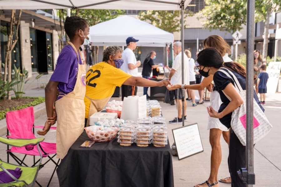River Oaks District launches farmers market this weekend