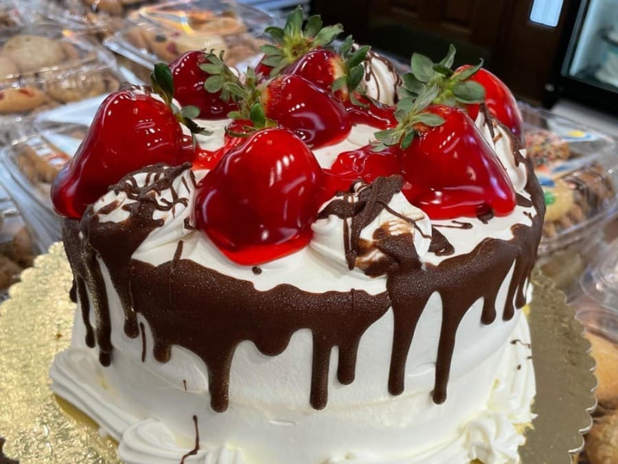 Cristy's Cake Shop aims for Jan. 19 soft opening date in Flower Mound
