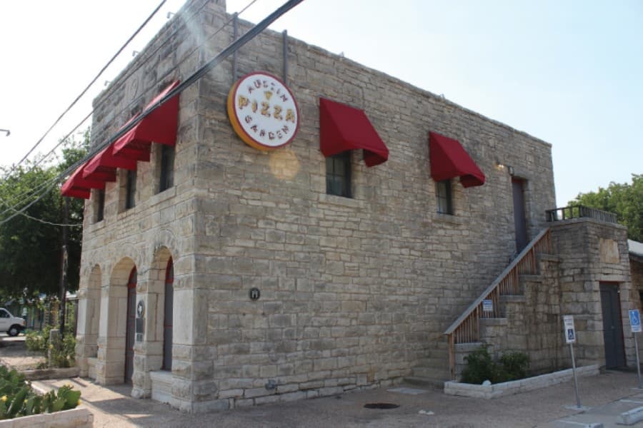 Austin Pizza Garden's menu features specialty pies, salads, sandwiches and starters. (Community Impact staff)