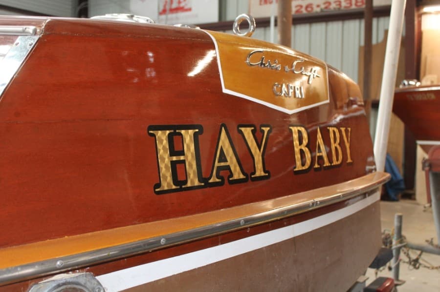 Hoyle frequently works on Chris-Craft brand boats.