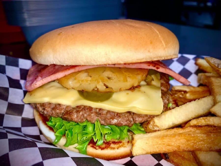 Grizzly Burger opens in Richardson and more DFW-area news