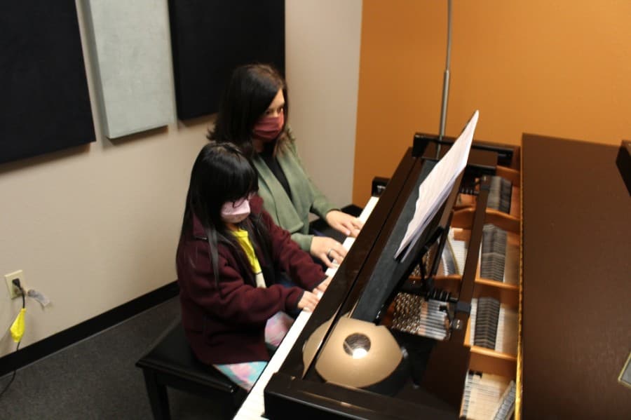Music SO Simple offers instrument instruction in Richardson