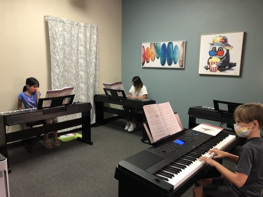 Students are socially distanced for piano lessons at Music SO Simple. (Courtesy Music SO Simple)