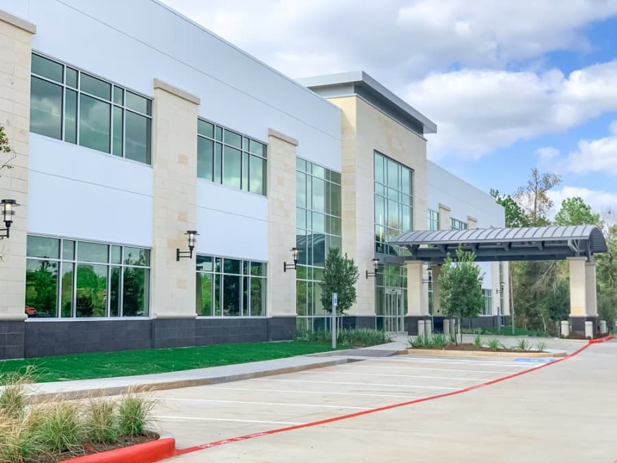 Woodforest Professional Plaza completes Phase 1, signs first 3 tenants