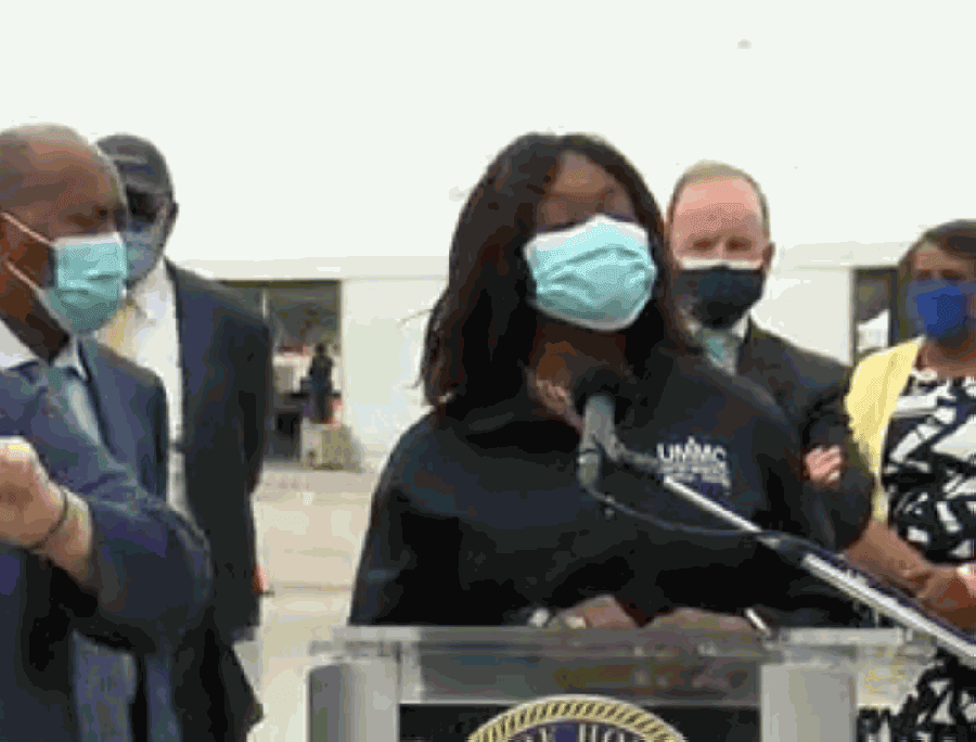 Houston opens first drive-thru vaccination site