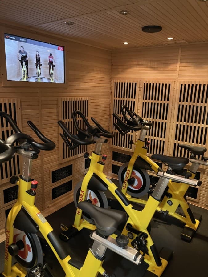 Fitness, banking, repairs: 4 recent business updates around The Woodlands area