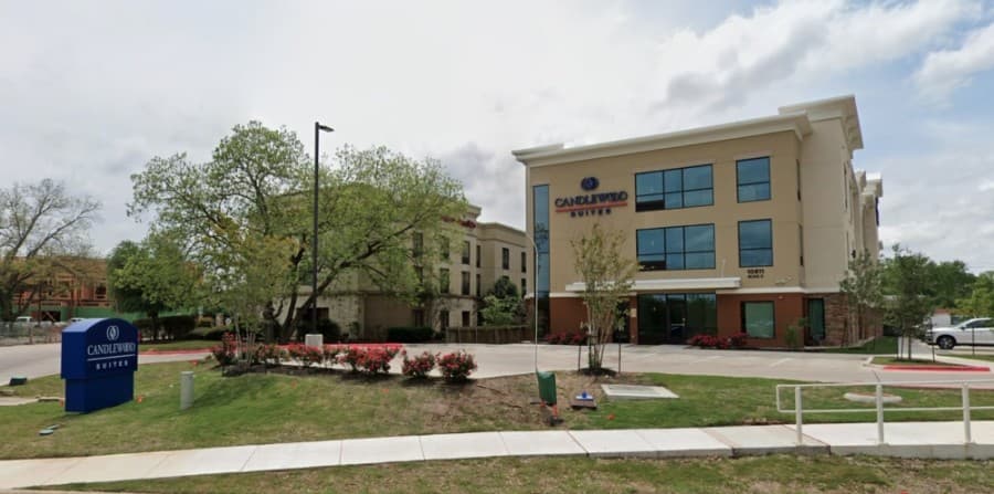Williamson County asks Austin to delay purchase of hotel for homeless housing