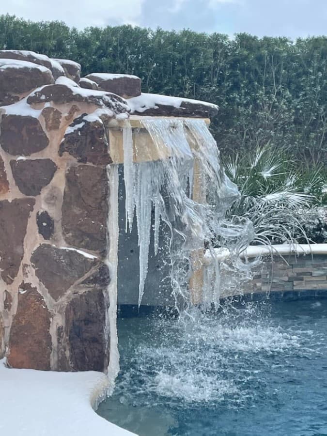 Icicles are seen at the Cane Island Community in Katy on Feb. 15. (Courtesy Kim Moss McGuffin)