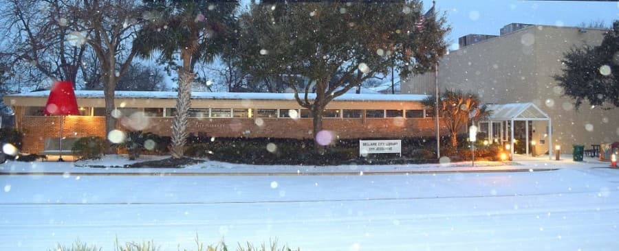 GALLERY: Winter storm brings snow, ice, closures to Bellaire, Meyerland, West U
