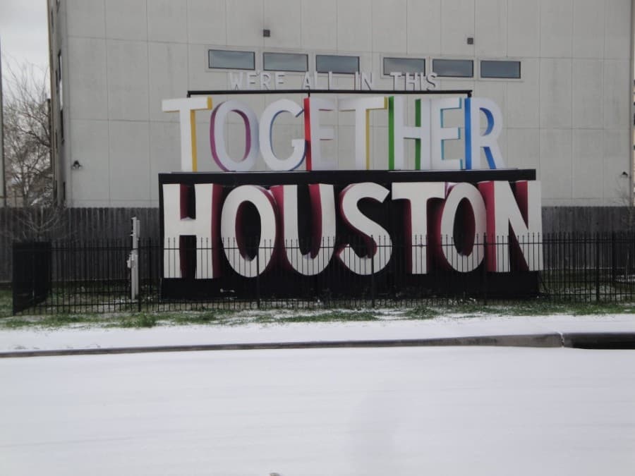Where to go to get warm: Locations around Harris County offering shelter