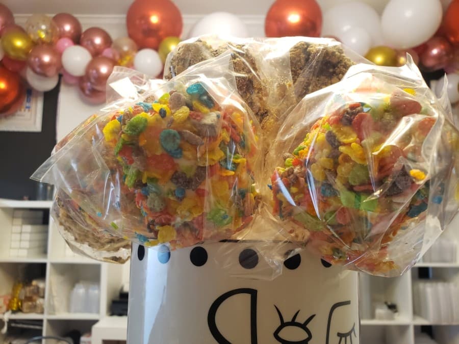 Sugar Mommy's has increased its sweet treat offerings since the start of the pandemic. (Ali Linan/Community Impact Newspaper)