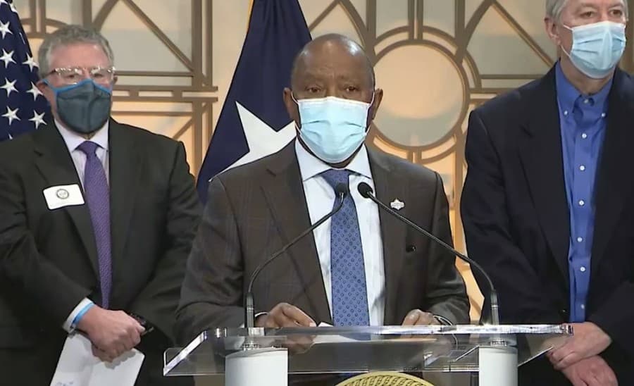 Houstonians asked to pitch into winter storm relief fund