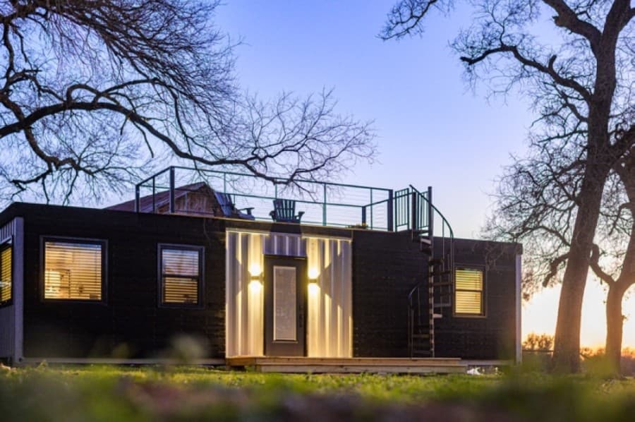 Homes will include a private fire pit and a private rooftop deck. (Courtesy Happy Goat Retreat)