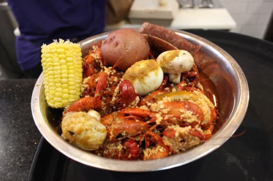 Hank's Crab Shack serving Katy; 16 Spring-Klein business updates and more Houston-area news