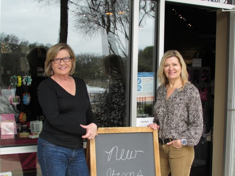 Gift shop C'est Chic has been a presence in the Southwest Austin community for more than a decade