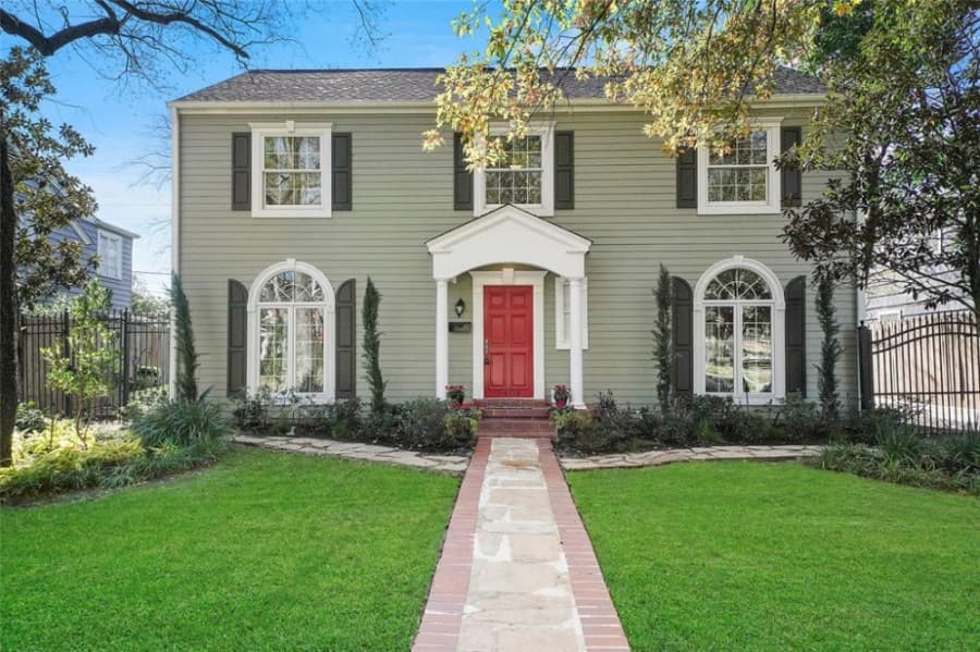 2405 Wordsworth St., Houston: Built in 1940, this updated home is located close to Rice University, the Texas Medical Center and Rice Village and features refinished original hardwood floors, a recent air conditioning system, foundation stabilization performed in 2020 and a new roof. More updates and renovations include new windows, fresh paint, an automatic driveway gate and a new sewer line. 3 bed, 2 full and 1 half bath/2,054 sq. ft. Sold for $717,001-$827,000 on Feb. 5. (Courtesy Houston Association of Realtors)
