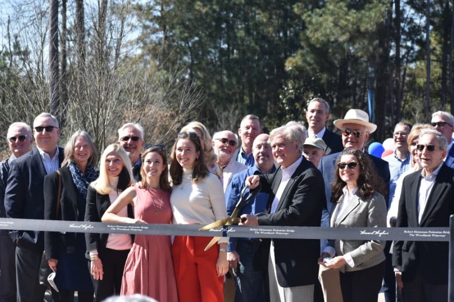 Pedestrian bridge on The Woodlands Waterway named for Robert Heineman, retiring after 48-year planning career