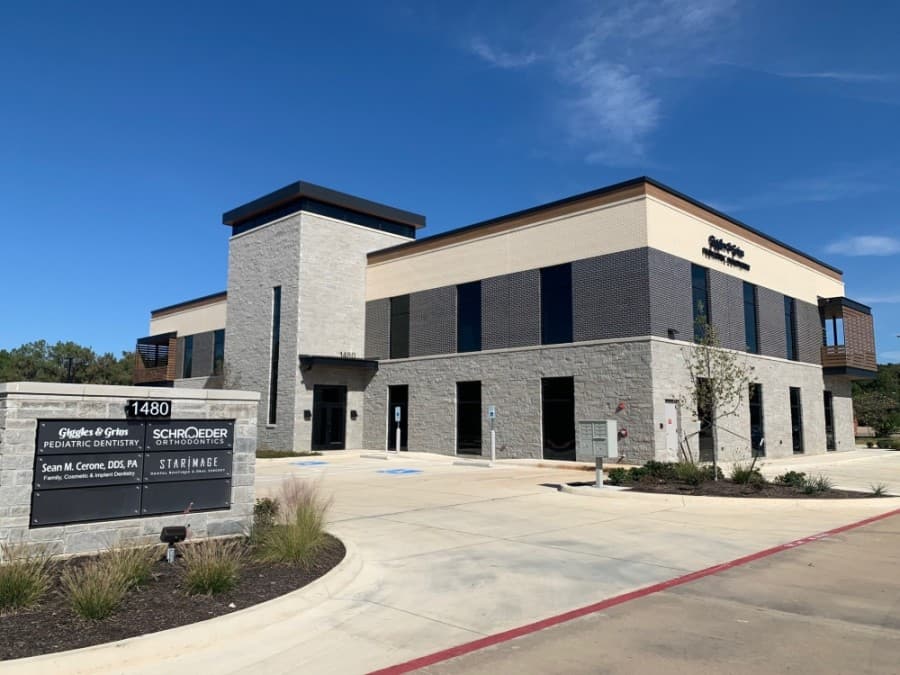 StarImage Dental Boutique now open in Southlake