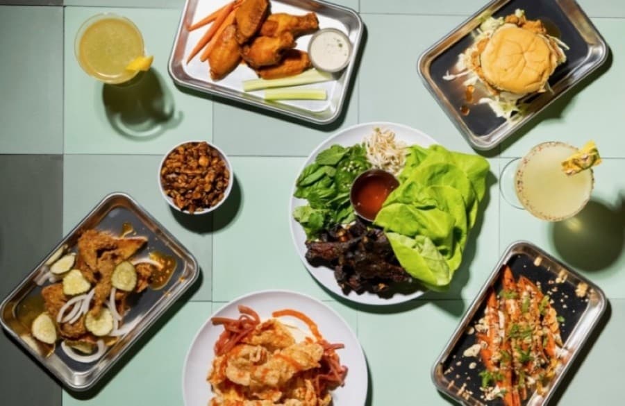 District 6 opens March 5 in Georgetown and other Central Texas dining news